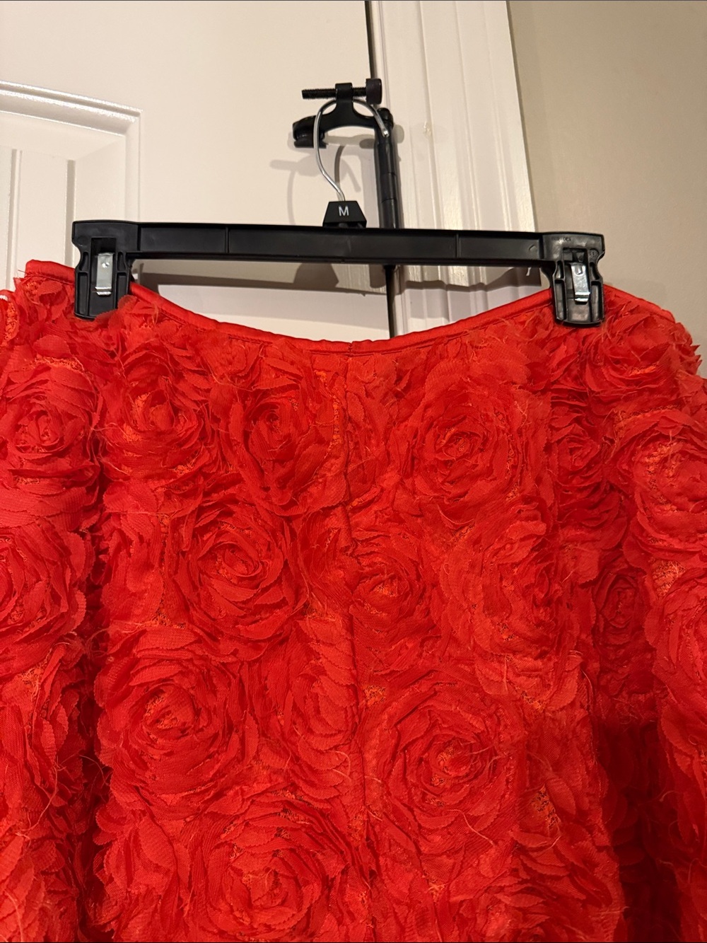Red Rosette Textured Maxi  Skirt - Picture 4 of 9